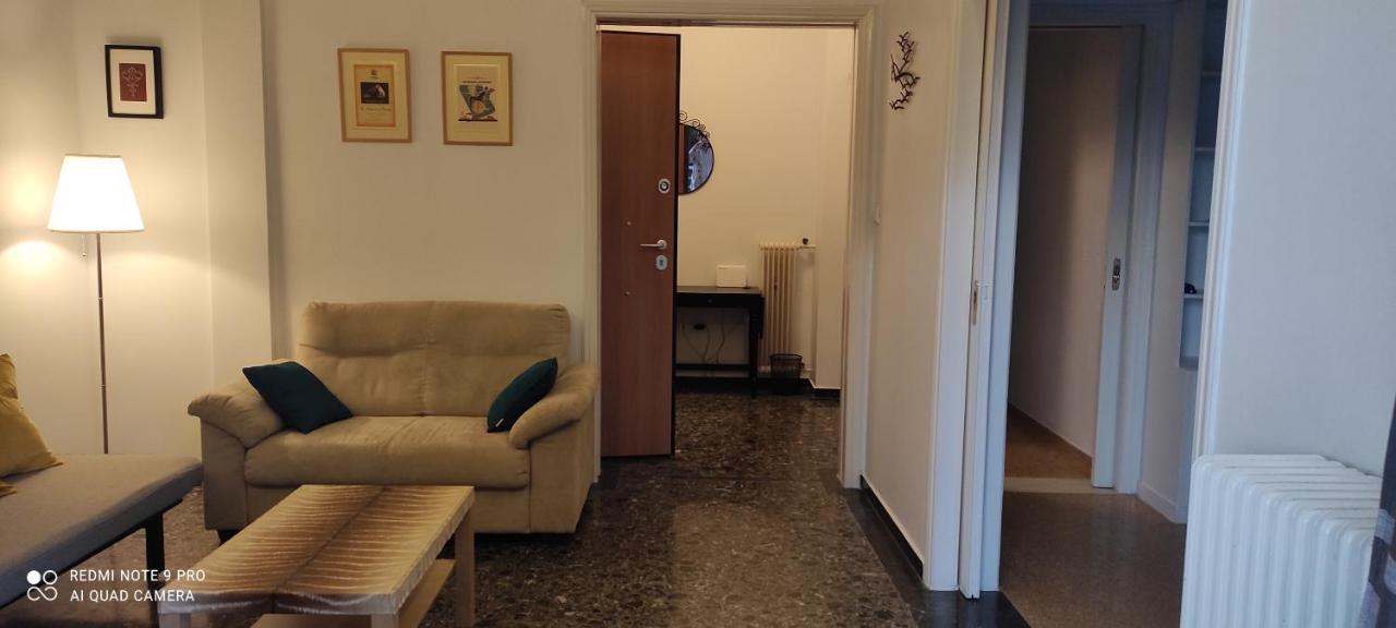 Mousses Apartment Spata  Luaran gambar